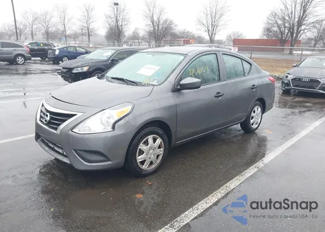 2017 Nissan Versa 1.6 S z USA, uszkodzony, nr VIN 3N1CN7AP8HL825725